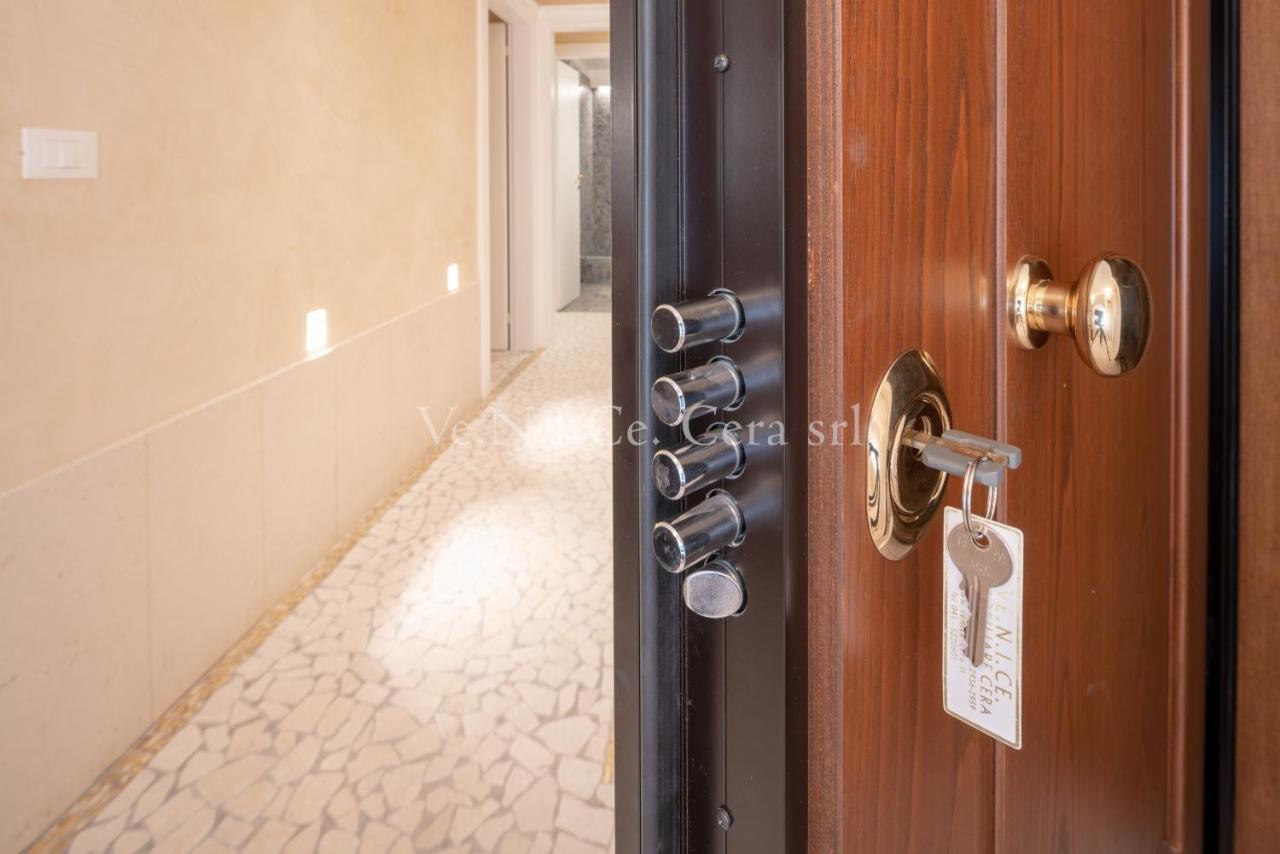 Ve.N.I.Ce. Cera Ca' Del Gondoliere Apartment Венеция Екстериор снимка